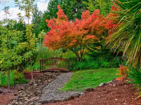 13767 N Bank Road Roseburg OR 97470