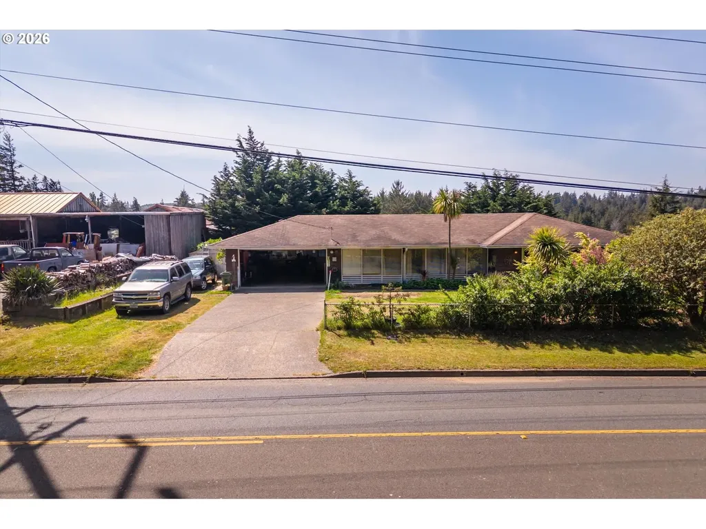 2335 Woodland Drive Coos Bay OR 97420