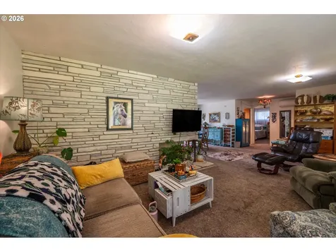 2335 Woodland Drive Coos Bay OR 97420