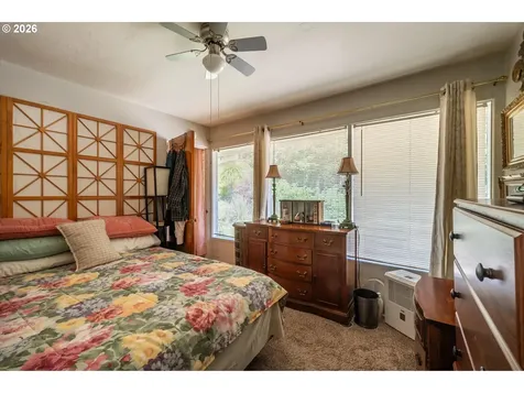 2335 Woodland Drive Coos Bay OR 97420