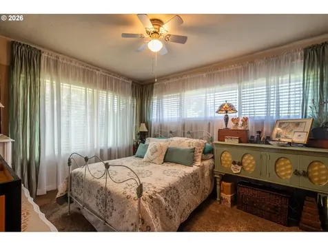 2335 Woodland Drive Coos Bay OR 97420