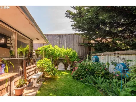 2335 Woodland Drive Coos Bay OR 97420