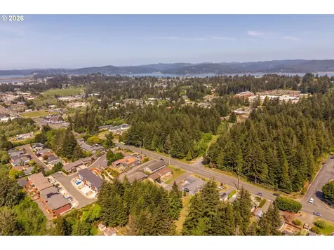 2335 Woodland Drive Coos Bay OR 97420