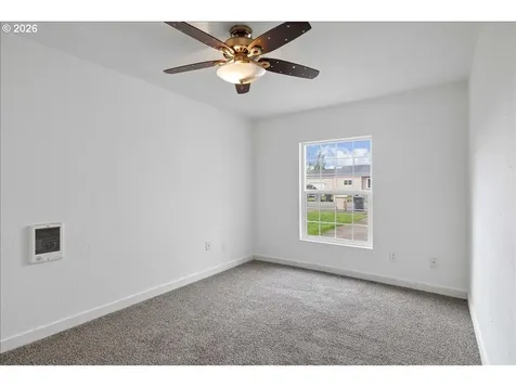 704 16th Avenue SW Albany OR 97321