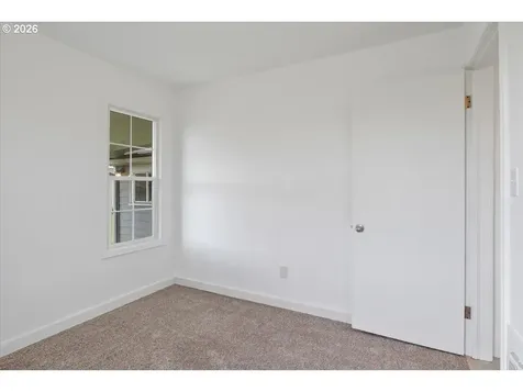 704 16th Avenue SW Albany OR 97321