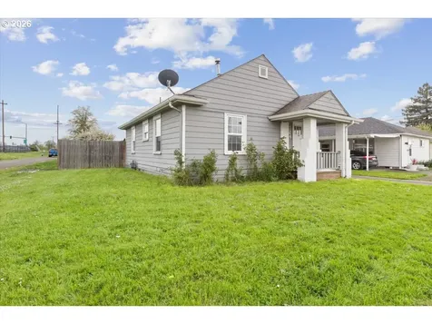 704 16th Avenue SW Albany OR 97321