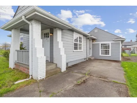 704 16th Avenue SW Albany OR 97321