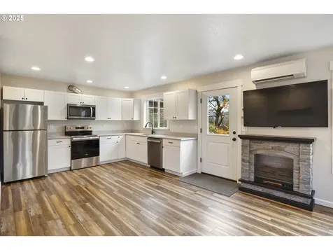 130 W 1st Avenue Estacada OR 97023