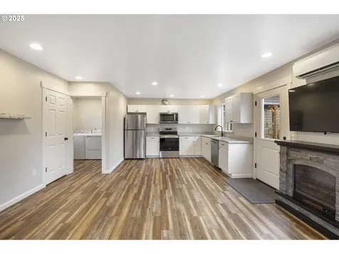 130 W 1st Avenue Estacada OR 97023