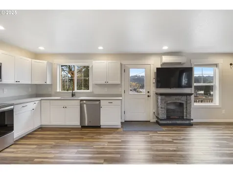 130 W 1st Avenue Estacada OR 97023