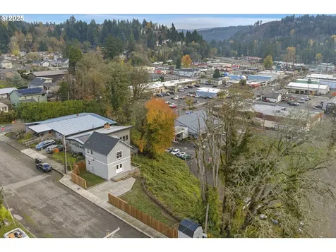 130 W 1st Avenue Estacada OR 97023
