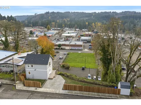 130 W 1st Avenue Estacada OR 97023