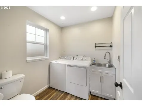 130 W 1st Avenue Estacada OR 97023
