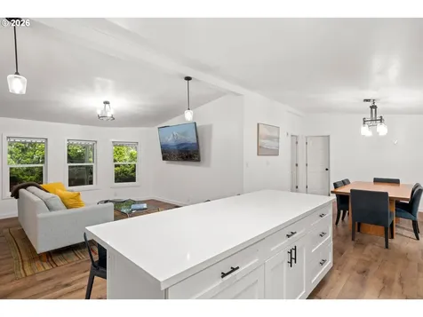 8420 SE Oak Acres Court Clackamas OR 97015