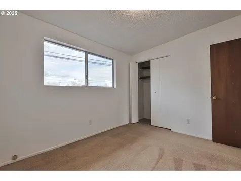 18336 NE Glisan Street Portland OR 97230