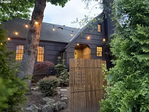 1332 NE Fremont Street Portland OR 97212