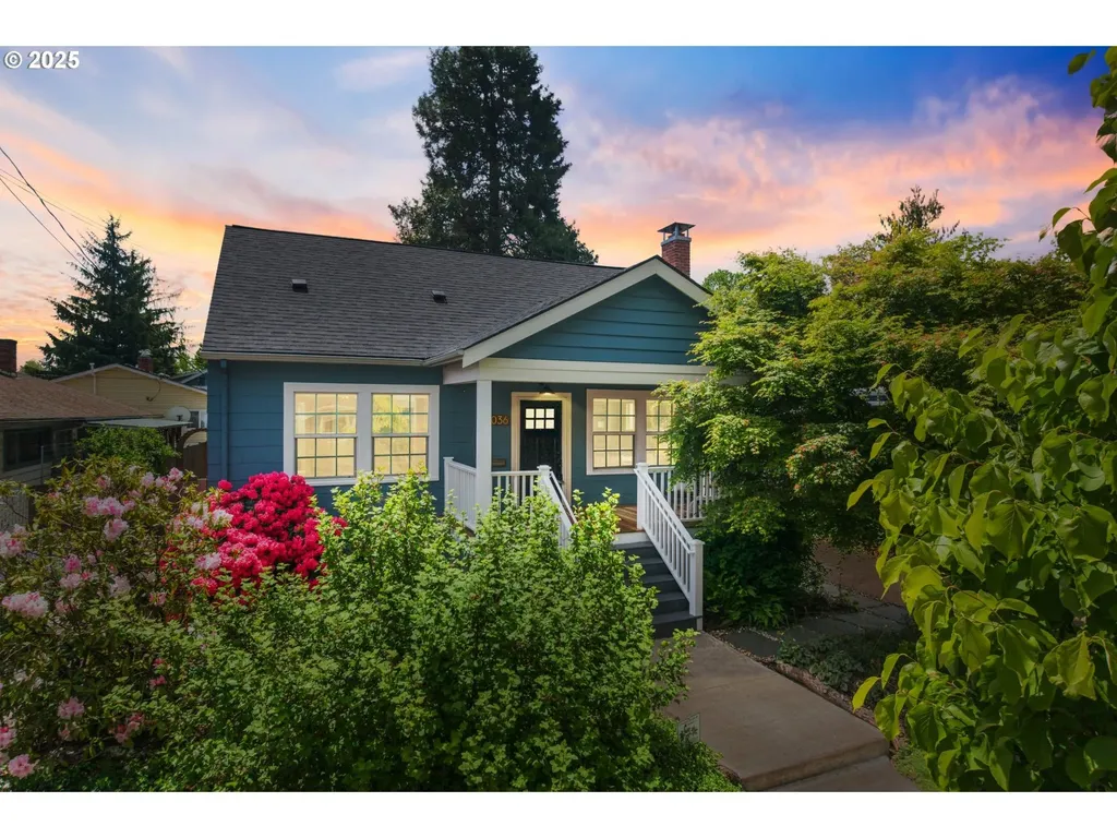 8036 NE Oregon Street Portland OR 97213
