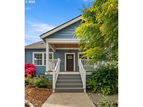 8036 NE Oregon Street Portland OR 97213