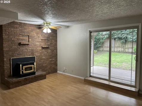 10702 NE Sherwood Drive Vancouver WA 98686