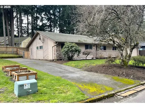 10702 NE Sherwood Drive Vancouver WA 98686