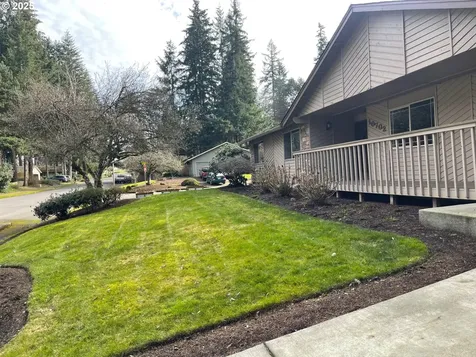 10702 NE Sherwood Drive Vancouver WA 98686