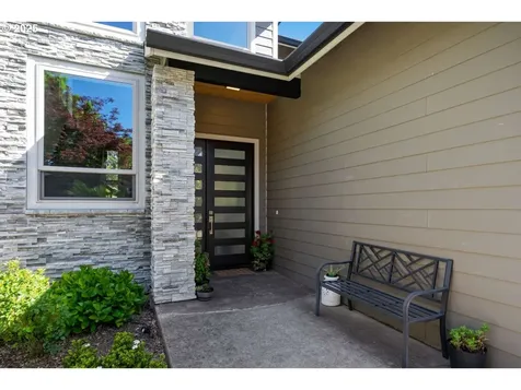 10641 SW Ponderosa Lane Tualatin OR 97062