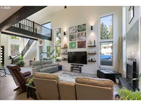 10641 SW Ponderosa Lane Tualatin OR 97062