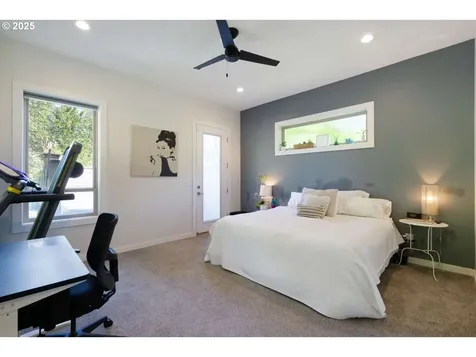 10641 SW Ponderosa Lane Tualatin OR 97062