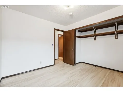 1635 SW 22nd Street Troutdale OR 97060