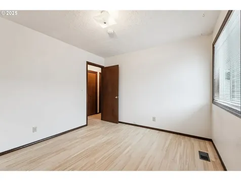 1635 SW 22nd Street Troutdale OR 97060