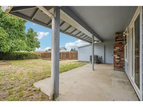 1635 SW 22nd Street Troutdale OR 97060