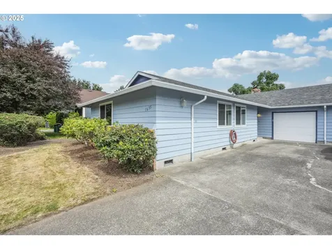 1635 SW 22nd Street Troutdale OR 97060