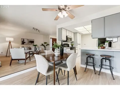 1635 SW 22nd Street Troutdale OR 97060