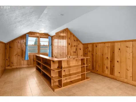 1748 SE 92nd Avenue Portland OR 97216