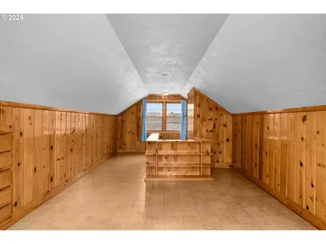 1748 SE 92nd Avenue Portland OR 97216