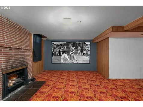 1748 SE 92nd Avenue Portland OR 97216