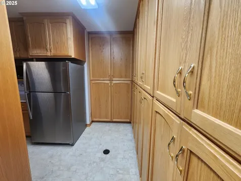 1880 Linnell Avenue Roseburg OR 97471