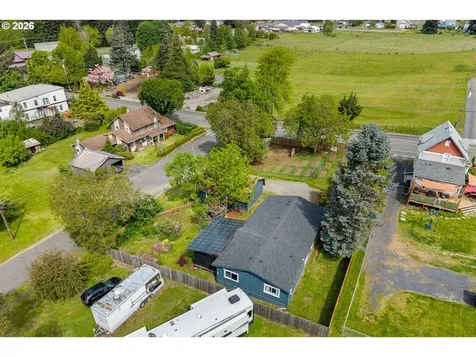 11 Second Street Carson WA 98610