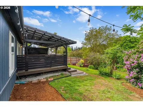 11 Second Street Carson WA 98610
