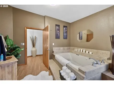 30142 S Meadowbrook Lane Molalla OR 97038
