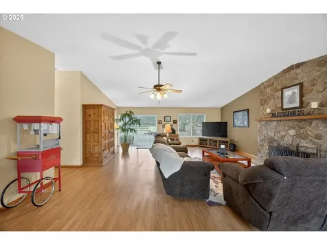 30142 S Meadowbrook Lane Molalla OR 97038