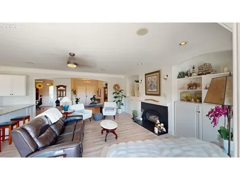 861 Jodee Lane Brookings OR 97415