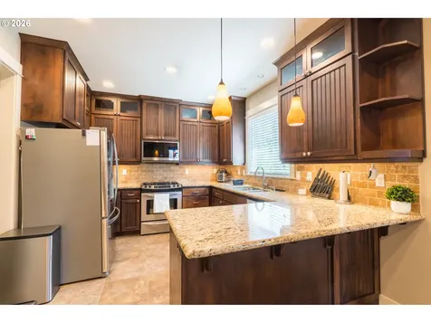 5559 SW Norris Terrace Beaverton OR 97007