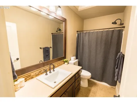 5559 SW Norris Terrace Beaverton OR 97007