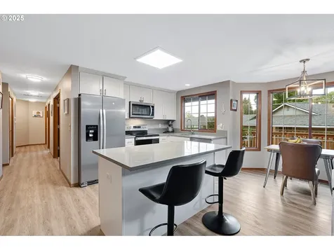20168 SW Tillamook Court Tualatin OR 97062