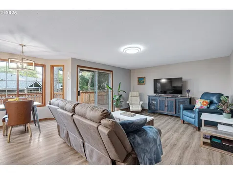 20168 SW Tillamook Court Tualatin OR 97062