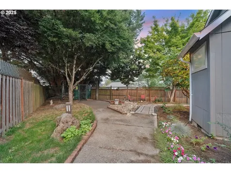 20168 SW Tillamook Court Tualatin OR 97062