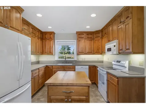 846 C Street Washougal WA 98671