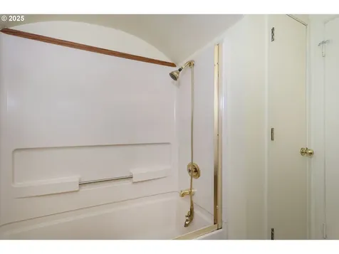 846 C Street Washougal WA 98671