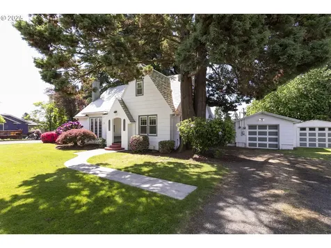 846 C Street Washougal WA 98671